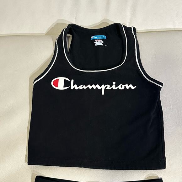 Champion Women’s Biker Shorts and Cropped Tank Top Set - Picture 3 of 7